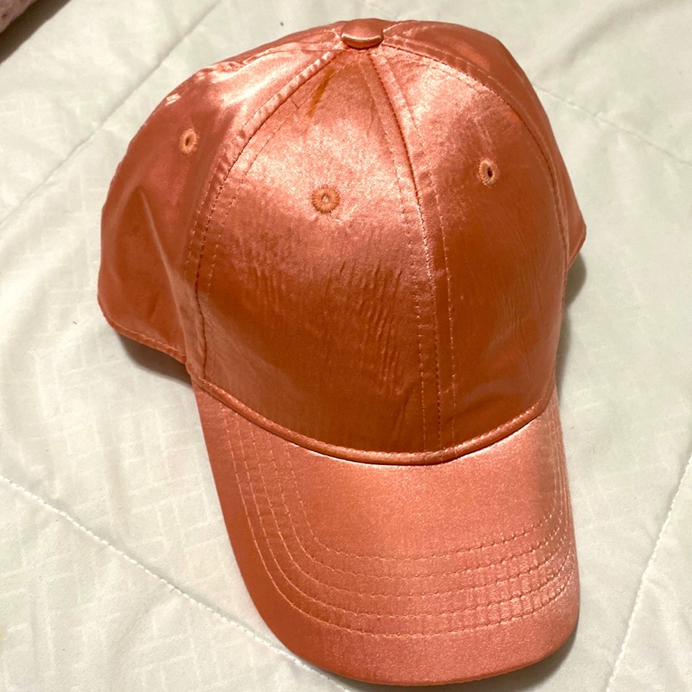 Shimmering Pink cap 🧢